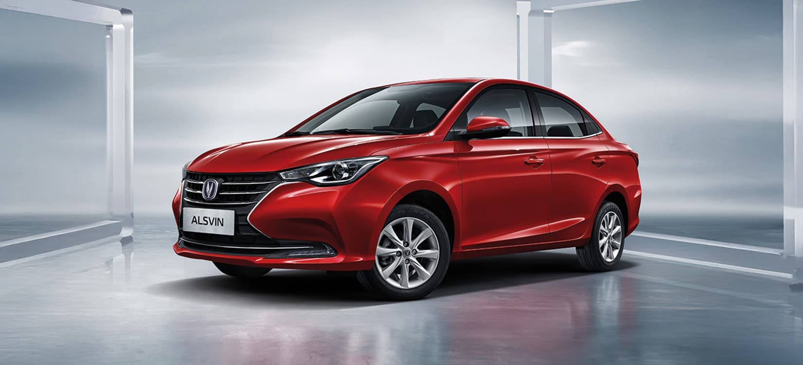 Espejos laterales con ajuste electrico y luz direccional.