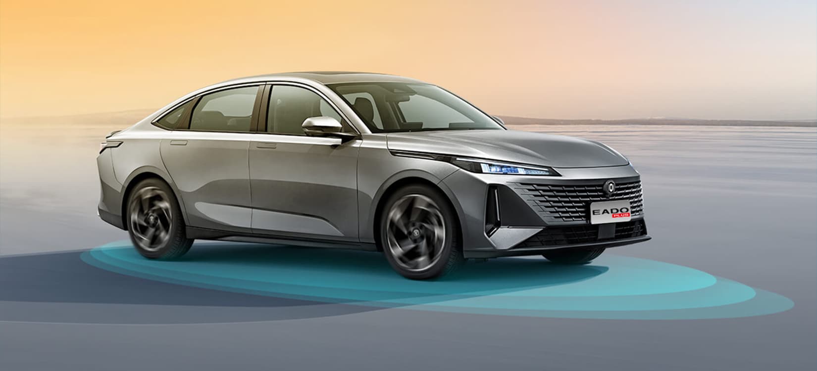 Frenos de disco ventilado delanteros y de disco traseros con Sistema Antibloqueo de Frenos (ABS).