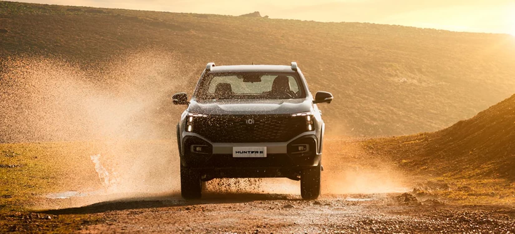 Autonomia total de 1,031 km NEDC y autonomia 100% electrica de 131 km NEDC.